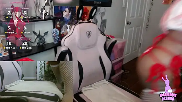 bunniikimi online show from November 2025 04:19:02 PM