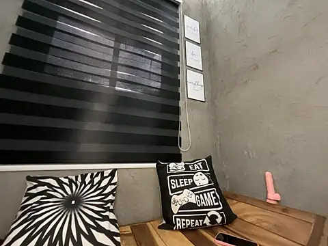 wild apple69 online show from March 2026 04:45:01 AM