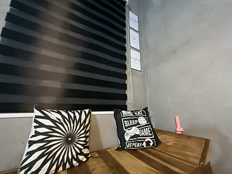 wild apple69 online show from March 2026 05:14:01 PM