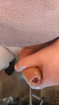 TobyDick13 online show from October 2025 08:16:02 AM