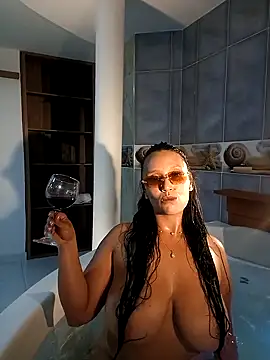 Esmeralda333 online show from November 2025 12:58:02 AM