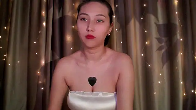 Snapshot of Ray_Ayanami chatting on December 2025 01:42:01 AM Ray Ayanami online show from December 2025 01:42:01 AM