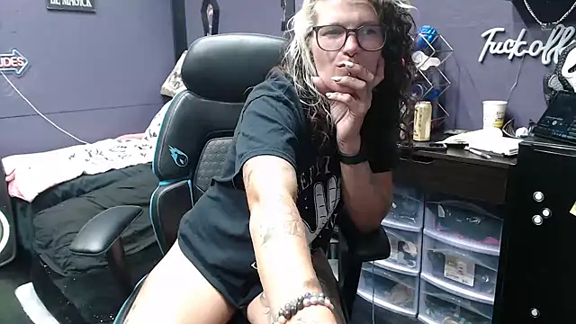 oddywithabody online show from October 2025 06:22:01 AM