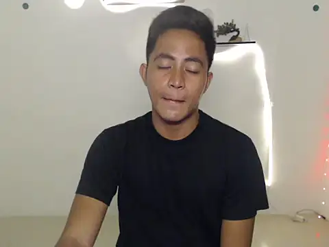 Lloyd wintours online show from March 2026 08:12:01 PM