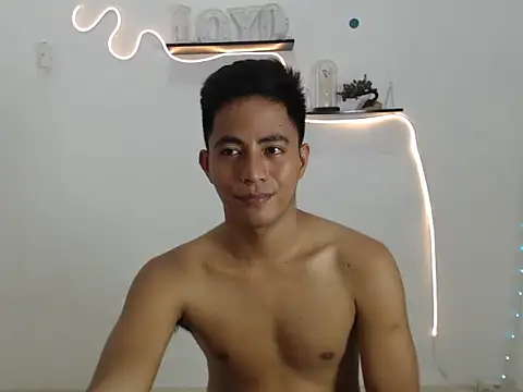 Lloyd wintours online show from March 2026 06:49:02 AM