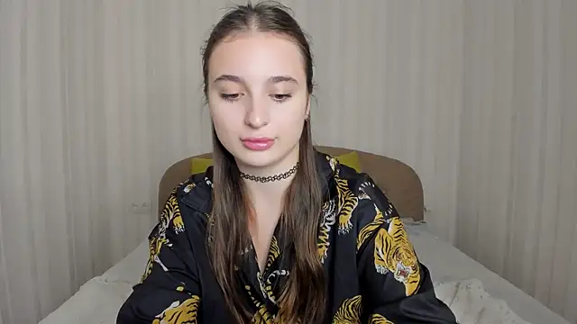 Daria de luxe online show from October 2025 02:06:02 PM