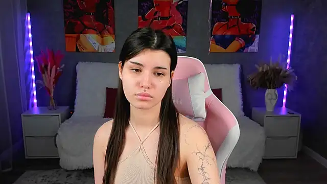 AnoraDark online show from April 2026 02:33:01 PM