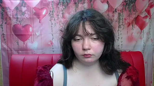NeonilaLisova online show from April 2026 12:01:01 PM