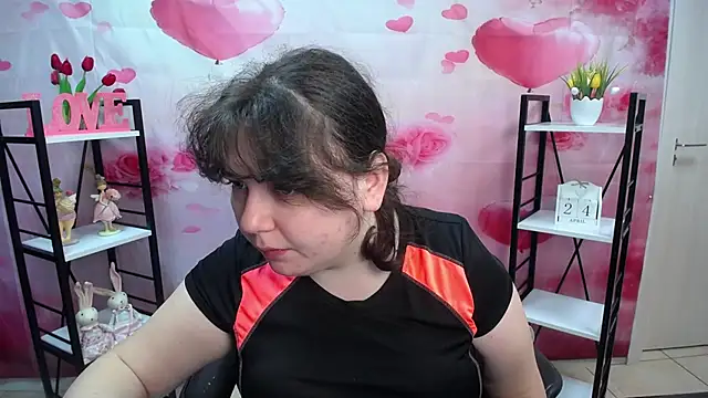 NeonilaLisova online show from April 2026 05:10:02 AM