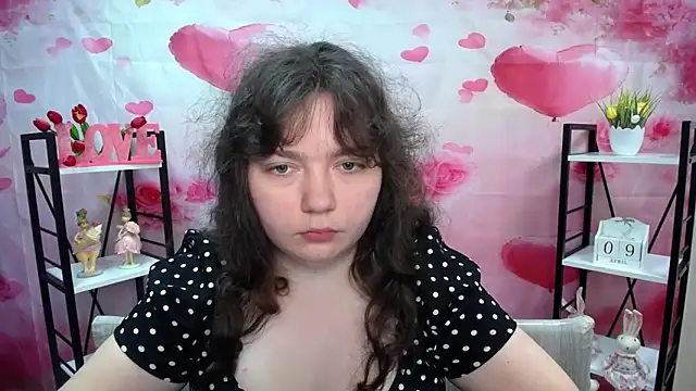 NeonilaLisova online show from April 2026 05:09:01 AM