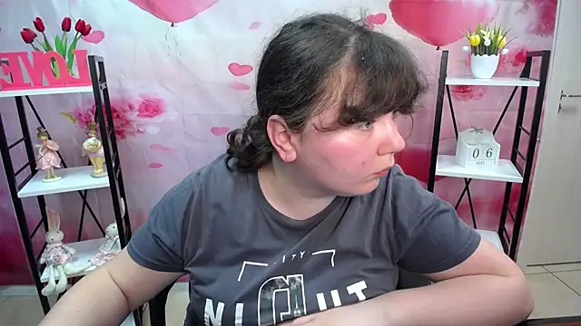 NeonilaLisova online show from May 2026 11:03:02 AM