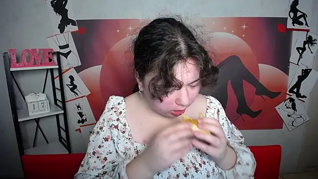 NeonilaLisova online show from November 2025 12:20:01 PM