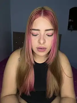 Nahomy cm online show from July 2026 03:57:02 AM