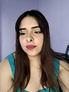 Nahomy cm online show from September 2025 09:31:01 PM