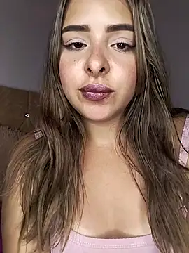 Nahomy cm online show from March 2026 09:11:01 PM