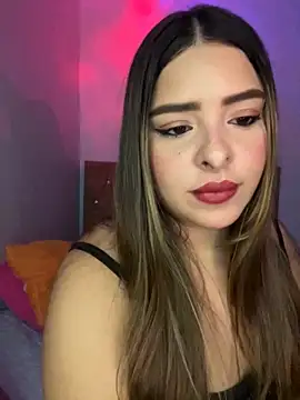 Nahomy cm online show from June 2026 03:38:01 AM