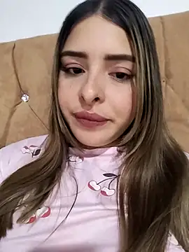 Nahomy cm online show from April 2026 04:08:01 AM