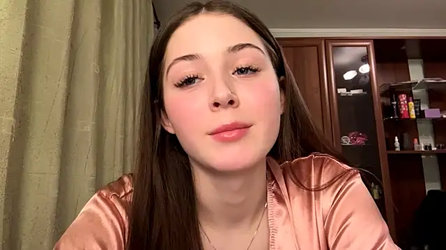 Adel strongwoman online show from March 2026 05:15:01 PM