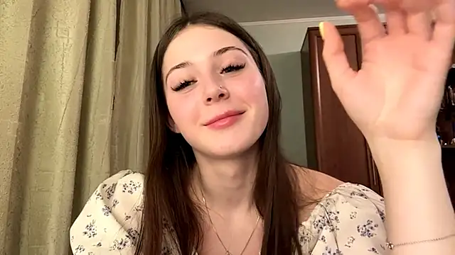 Adel strongwoman online show from April 2026 06:25:02 PM