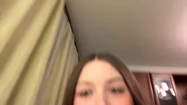 Adel strongwoman online show from February 2026 06:16:01 PM