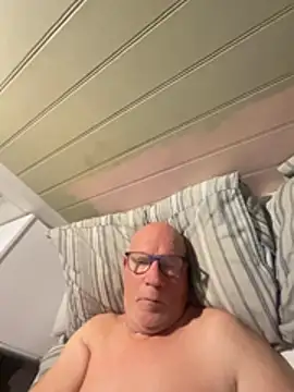 Snapshot of philefc chatting on March 2026 08:22:01 AM philefc online show from March 2026 08:22:01 AM
