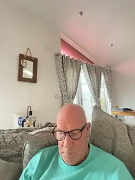 Snapshot of philefc chatting on November 2025 11:15:02 AM philefc online show from November 2025 11:15:02 AM