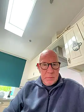 Snapshot of philefc chatting on November 2025 11:47:02 AM philefc online show from November 2025 11:47:02 AM