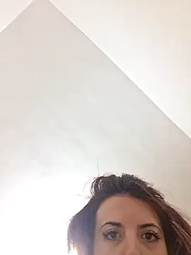 Snapshot of Anayssa_ chatting on February 2026 09:03:01 PM Anayssa online show from February 2026 09:03:01 PM