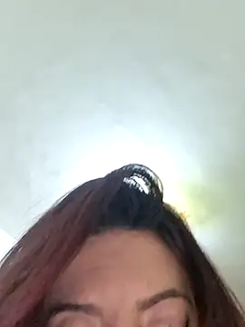 Snapshot of Anayssa_ chatting on February 2026 05:57:01 PM Anayssa online show from February 2026 05:57:01 PM