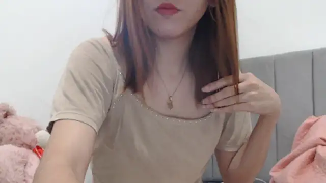 Dolly Peach  online show from April 2026 01:23:02 PM