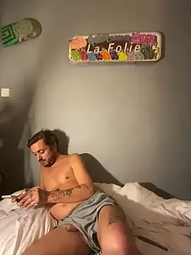 Snapshot of 3615-ULLA chatting on November 2025 04:22:02 PM 3615-ULLA online show from November 2025 04:22:02 PM