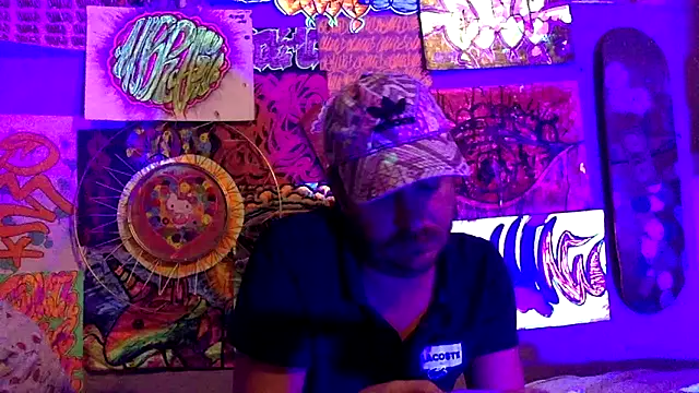 3615-ULLA online show from April 2026 07:58:02 PM