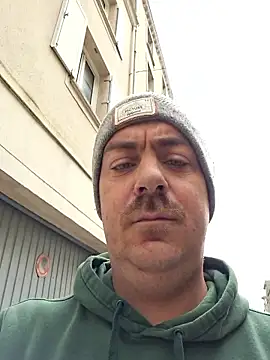 3615-ULLA online show from April 2026 12:45:01 PM