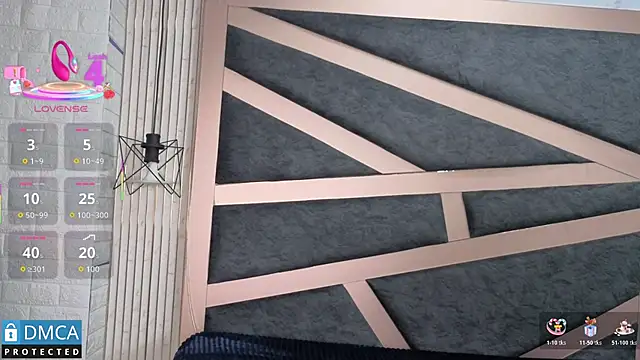 Clhoee  online show from November 2025 01:32:02 AM