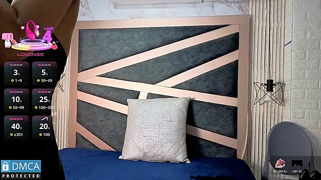 Clhoee  online show from November 2025 01:21:01 AM