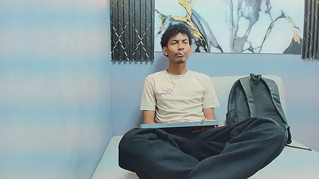 Snapshot of FYKMOR_1 chatting on November 2025 07:46:01 PM FYKMOR 1 online show from November 2025 07:46:01 PM