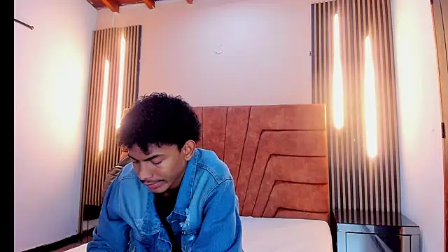 Snapshot of FYKMOR_1 chatting on November 2025 03:54:01 AM FYKMOR 1 online show from November 2025 03:54:01 AM