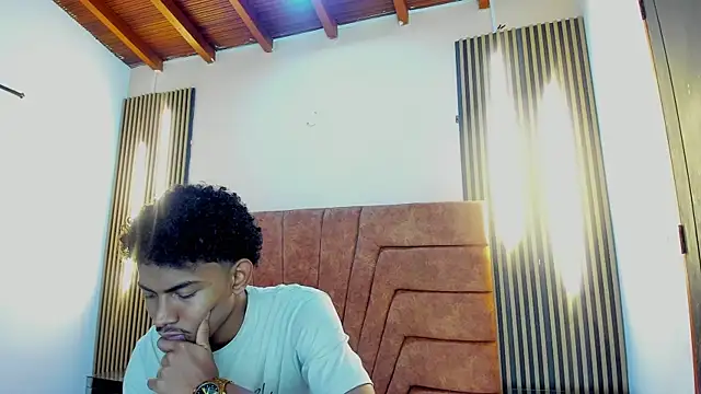 Snapshot of FYKMOR_1 chatting on November 2025 07:29:02 PM FYKMOR 1 online show from November 2025 07:29:02 PM