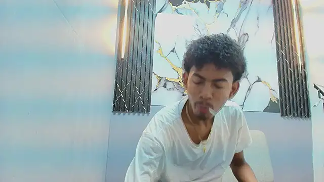 Snapshot of FYKMOR_1 chatting on November 2025 07:35:02 PM FYKMOR 1 online show from November 2025 07:35:02 PM