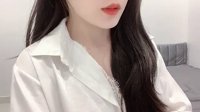 Snapshot of ___Lily___ chatting on May 2026 03:39:01 PM Lily online show from May 2026 03:39:01 PM