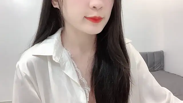 Snapshot of ___Lily___ chatting on May 2026 03:48:01 PM Lily online show from May 2026 03:48:01 PM