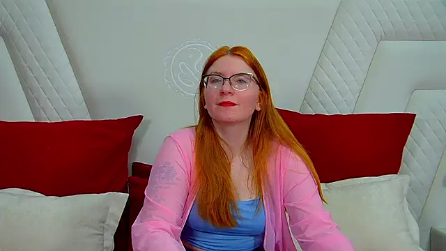 AliceAllisons online show from November 2025 06:22:02 PM