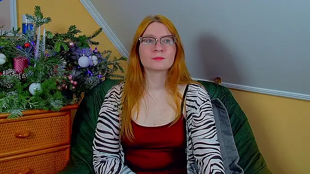 AliceAllisons online show from December 2025 07:04:01 PM