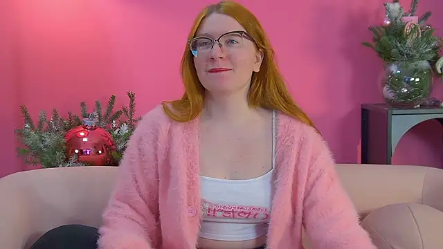 AliceAllisons online show from December 2025 06:29:01 PM