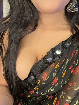 KARISHMA-STRIP online show from March 2026 06:42:02 PM