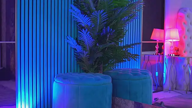 KendraMoon online show from December 2025 03:55:01 PM