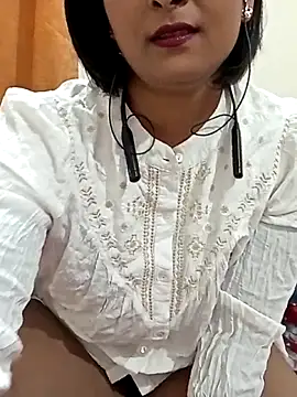 Queen Kushi4 online show from March 2026 06:51:02 PM