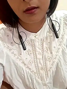 Queen Kushi4 online show from May 2026 05:44:02 AM