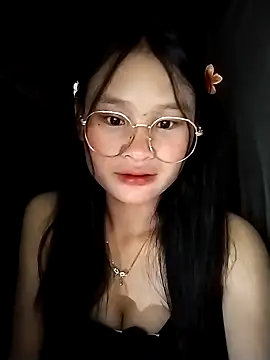 Snapshot of saronla_03 chatting on October 2025 07:37:01 PM saronla 03 online show from October 2025 07:37:01 PM