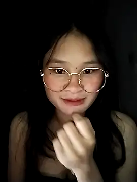 Snapshot of saronla_03 chatting on October 2025 03:57:01 PM saronla 03 online show from October 2025 03:57:01 PM